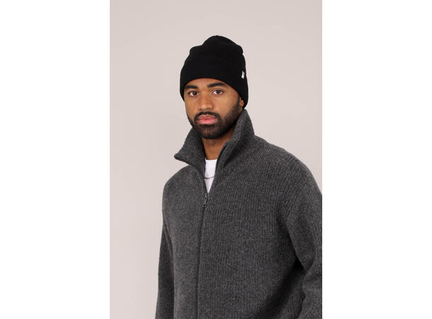 Emilio Beanie Black One Size Basic lambswool beanie 