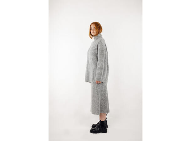 Vanya Sweater Grey Melange XL Rib knit t-neck 