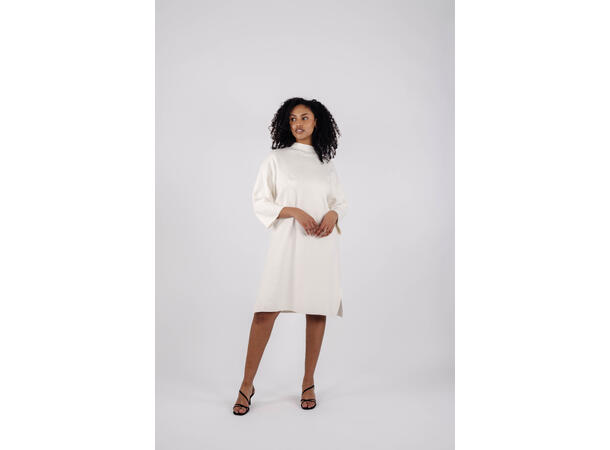Sunisa Dress White XL Viscose knit dress with belt 