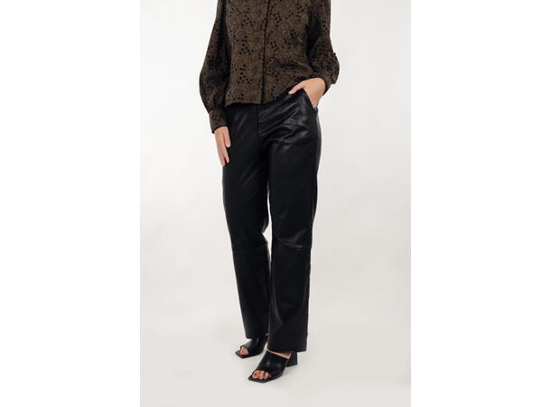 Madelyn Pants Black M Leather stretch pant 