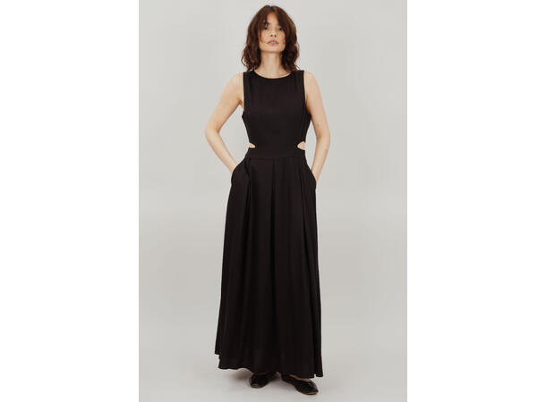 Annabella Dress Black M Long TENCEL™ dress 