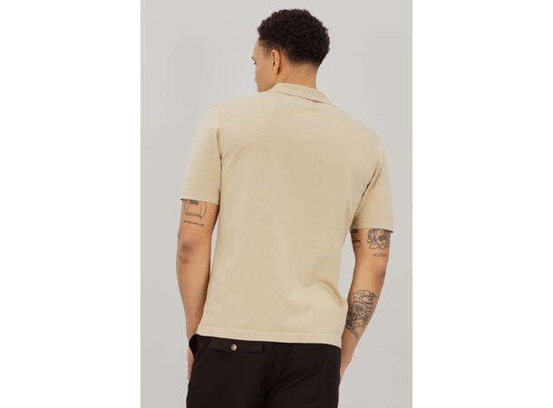 Marcio Pique Sand M Knitted button pique 