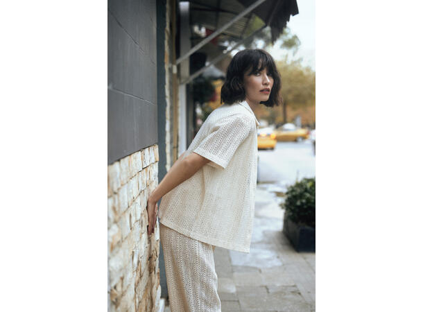 Melissa SS Shirt Cream XL Loose crochet look SS shirt 