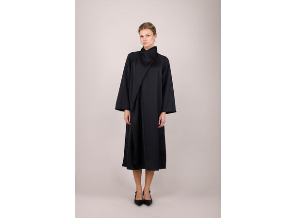 Garbo Dress Black S LS satin dress with twist 