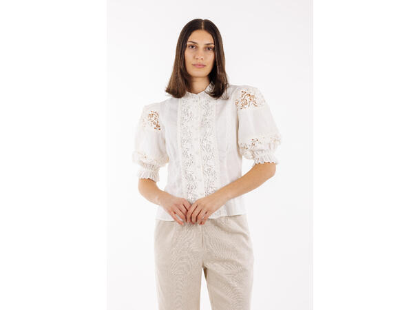 Giulia SS Blouse White XS Lace detailed SS blouse 
