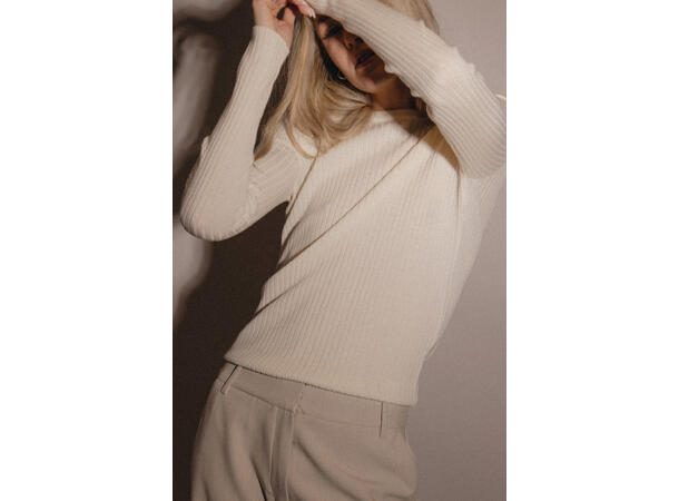 Mari LS Top Minted S Merino LS rib sweater 